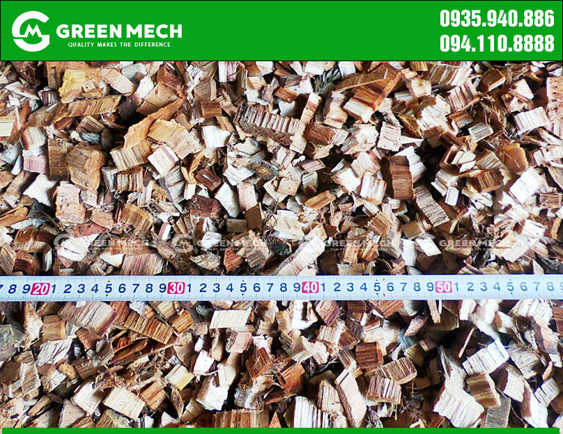 Wood chips chopped from the GREEN MECH chipper