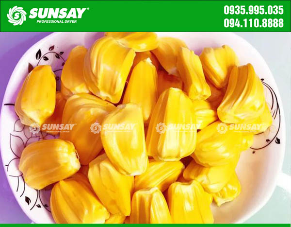 Dried jackfruit is very popular