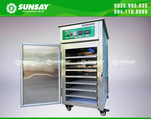 The 7-tray 3D convection freeze dryer is made entirely of 304 stainless steel