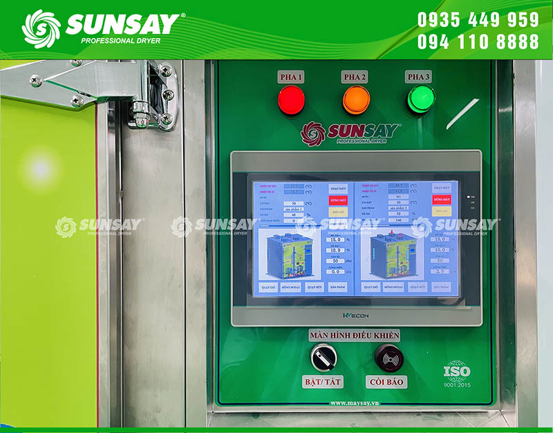 Large HMI control screen, can store drying formula